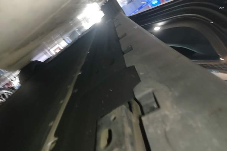 Used BYD Han 2023 EV Champion Edition 605KM Front-Drive Premium Model Left Side Sill