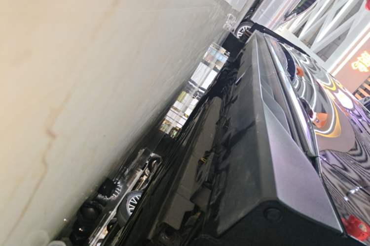Used BYD Han 2023 DM-i Champion Edition 121KM Prestige Model Left Side Sill