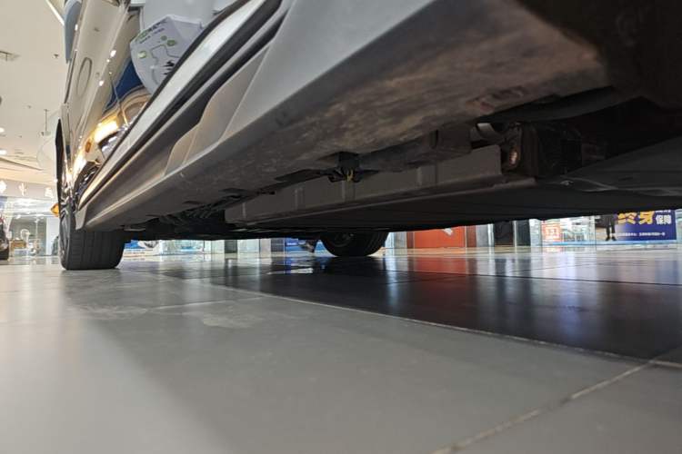 Used BYD Han 2023 DM-i Champion Edition 121KM Prestige Model Left Side Sill