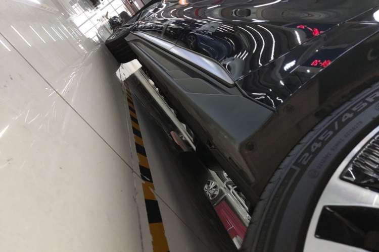 Used BYD Han 2023 EV Champion Edition 605KM Front-Drive Premium Model Left Side Sill
