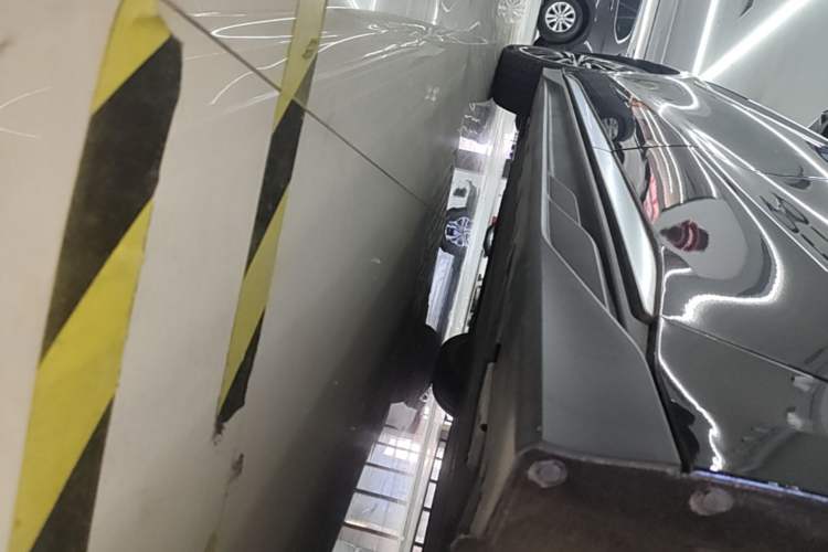 Used BYD Han 2023 EV Champion Edition 506KM Front-Wheel-Drive Premium Model Left Side Sill