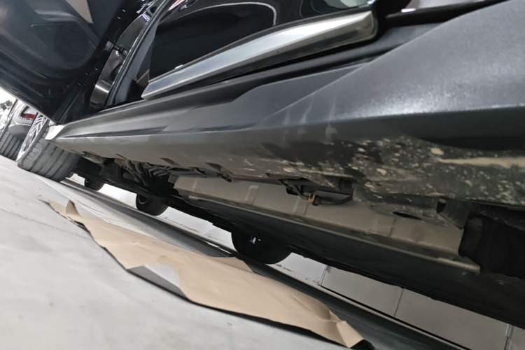 Used BYD Han 2023 DM-i Champion Edition 121KM Prestige Model Left Side Sill