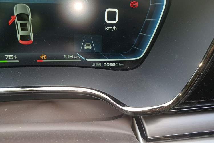 Used BYD Han 2023 DM-i Champion Edition 121KM Prestige Model Odometer Close Up