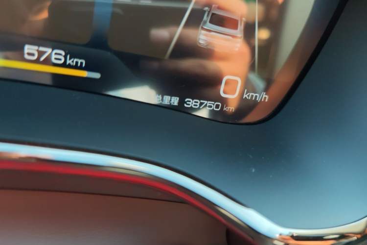 Used BYD Han 2023 EV Champion Edition 605KM Front-Drive Premium Model Odometer Close Up