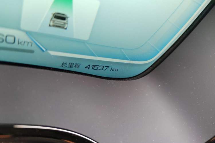 Used BYD Han 2023 DM-i Champion Edition 121KM Prestige Model Odometer Close Up