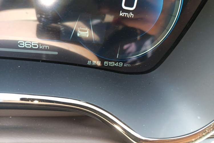 Used BYD Han 2023 EV Champion Edition 605KM Front-Drive Premium Model Odometer Close Up