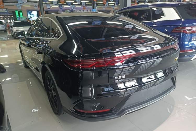 Used BYD Han 2023 DM-i Champion Edition 121KM Prestige Model Rear Left 45 Deg