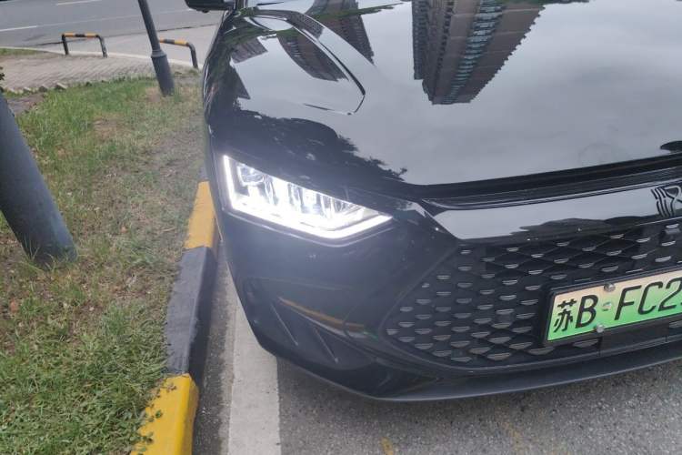 Used BYD Han 2023 DM-p War God Edition Right Front Headlight