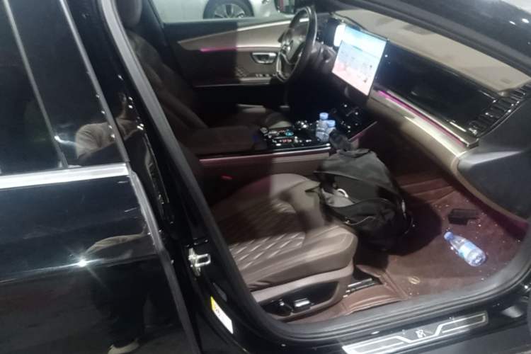 Used BYD Han 2023 EV Champion Edition 605KM Front-Drive Premium Model Right Front Seat