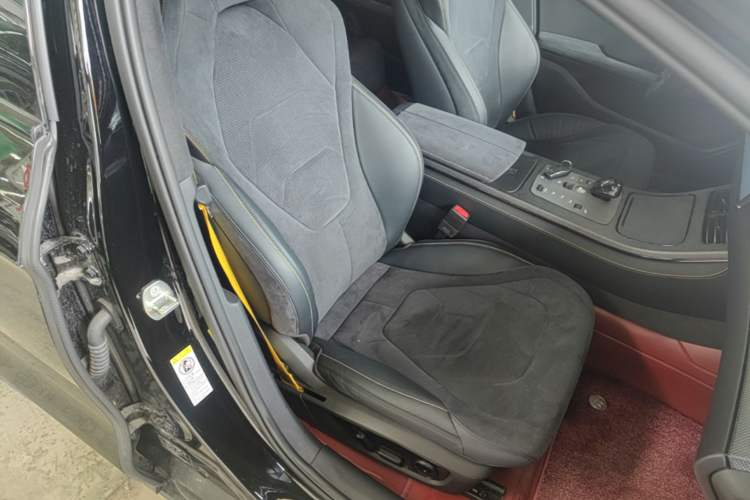 Used BYD Han 2023 DM-p War God Edition Right Front Seat