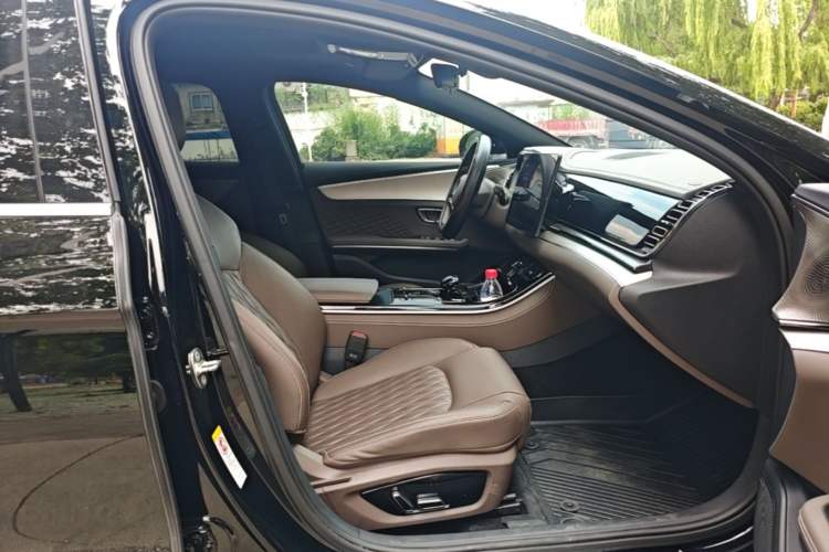 Used BYD Han 2023 EV Champion Edition 605KM Front-Drive Premium Model Right Front Seat