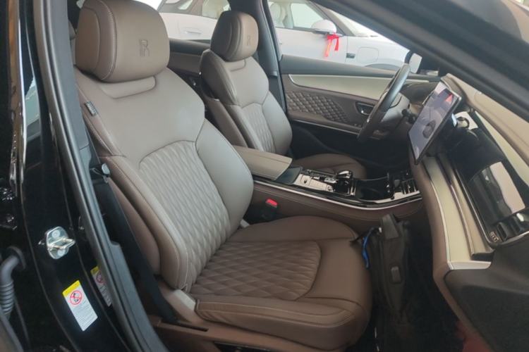 Used BYD Han 2023 DM-i Champion Edition 121KM Prestige Model Right Front Seat