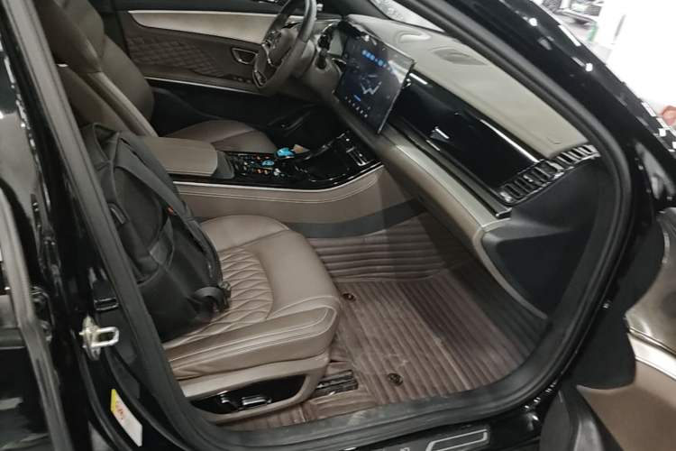 Used BYD Han 2023 EV Champion Edition 605KM Front-Drive Premium Model Right Front Seat