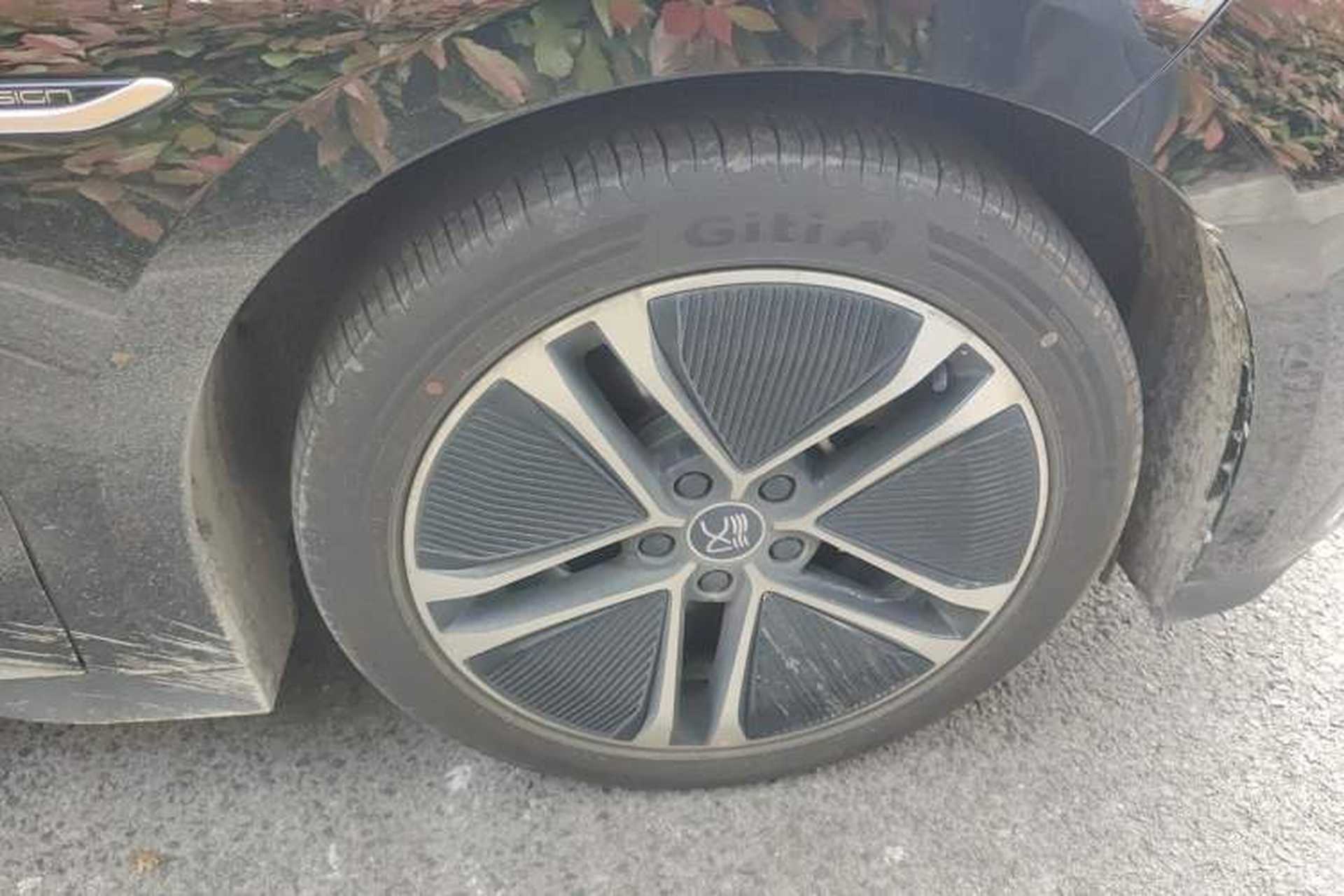 Used BYD Han 2023 EV Champion Edition 605KM Front-Drive Premium Model Right Front Wheel Hub