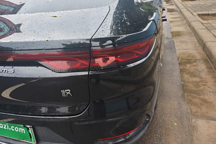 Used BYD Han 2023 DM-i Champion Edition 121KM Prestige Model Right Rear Taillight