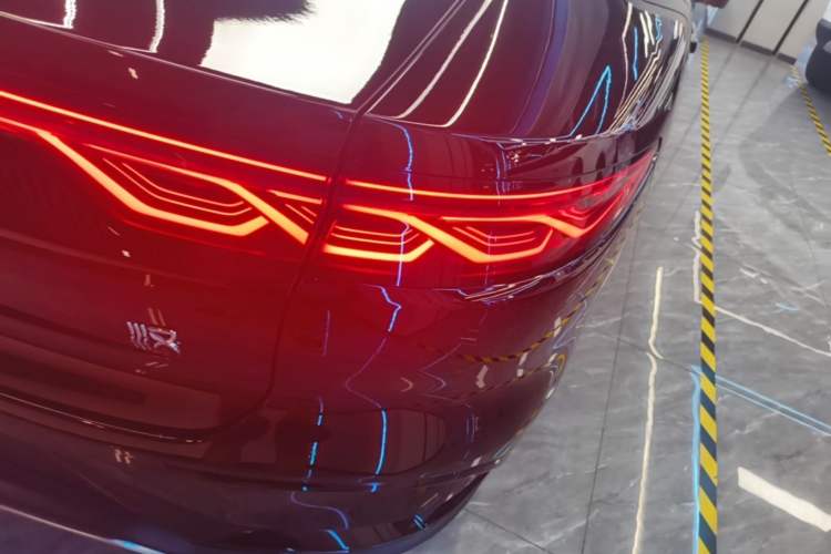 Used BYD Han 2023 EV Champion Edition 506KM Front-Wheel-Drive Premium Model Right Rear Taillight
