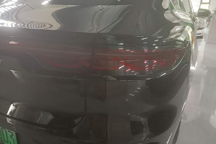 Used BYD Han 2023 EV Champion Edition 605KM Front-Drive Premium Model Right Rear Taillight