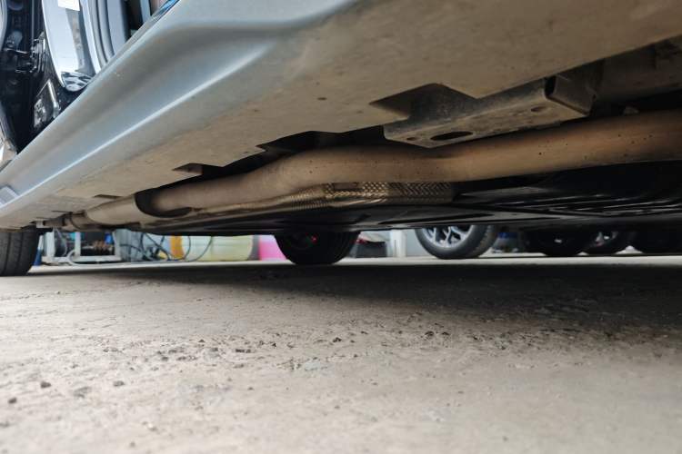 Used BYD Han 2023 DM-i Champion Edition 121KM Prestige Model Right Side Sill