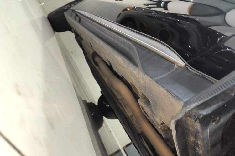 Used BYD Han 2023 DM-i Champion Edition 121KM Prestige Model Right Side Sill
