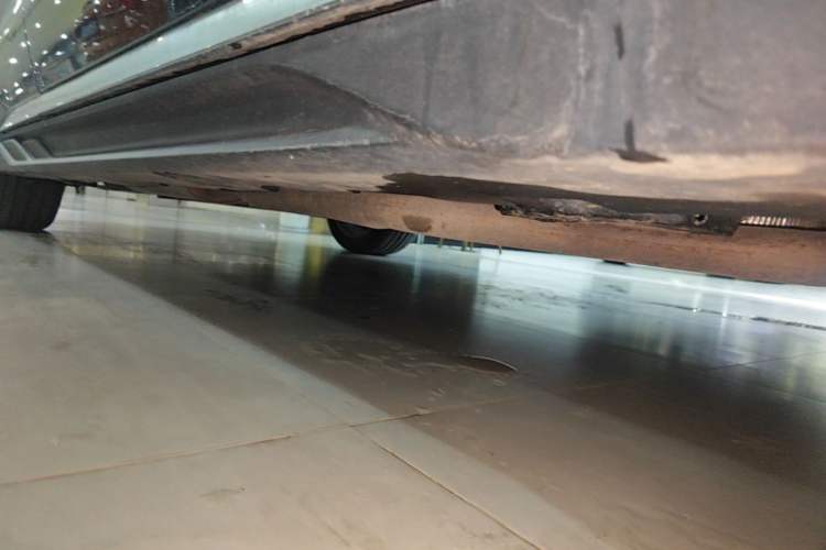 Used BYD Han 2023 DM-i Champion Edition 200KM Flagship Model Right Side Sill
