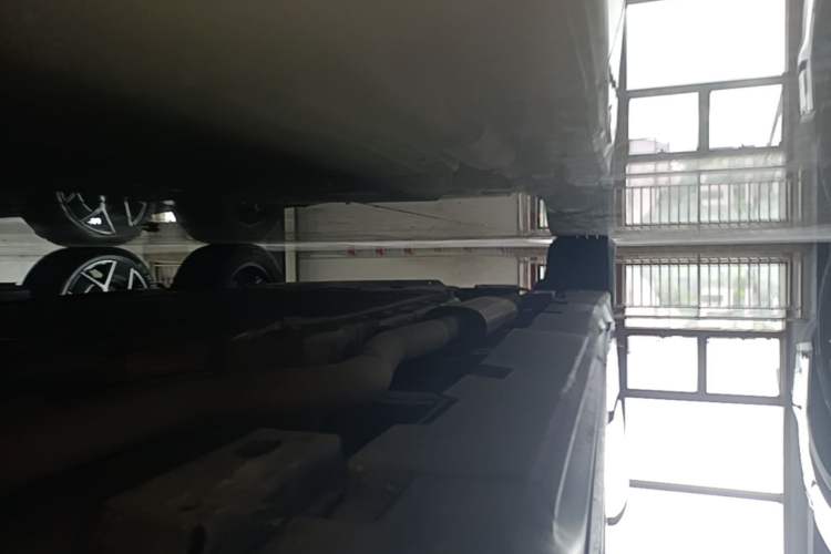 Used BYD Han 2023 DM-i Champion Edition 121KM Prestige Model Right Side Sill