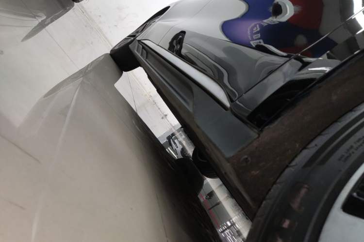 Used BYD Han 2023 EV Champion Edition 605KM Front-Drive Premium Model Right Side Sill