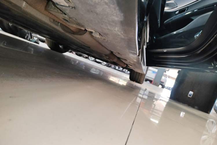 Used BYD Han 2023 DM-p War God Edition Right Side Sill