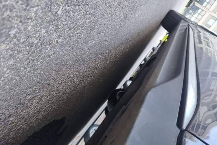 Used BYD Han 2023 DM-i Champion Edition 121KM Prestige Model Right Side Sill