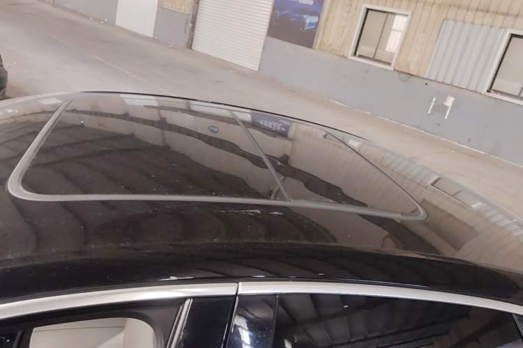 Used BYD Han 2023 DM-i Champion Edition 121KM Prestige Model Roof