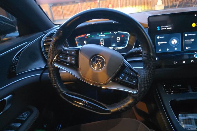 Used BYD Han 2023 DM-i Champion Edition 121KM Prestige Model Steering Wheel