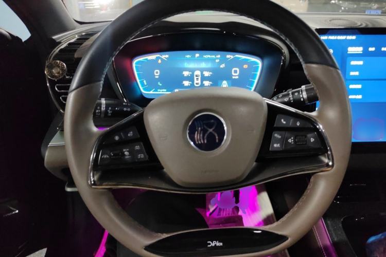 Used BYD Han 2023 DM-i Champion Edition 121KM Prestige Model Steering Wheel