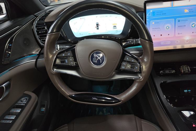 Used BYD Han 2023 DM-i Champion Edition 200KM Premium Model Steering Wheel