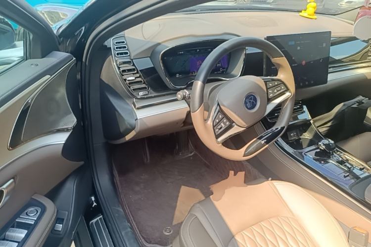 Used BYD Han 2023 EV Champion Edition 506KM Front-Wheel-Drive Premium Model Steering Wheel