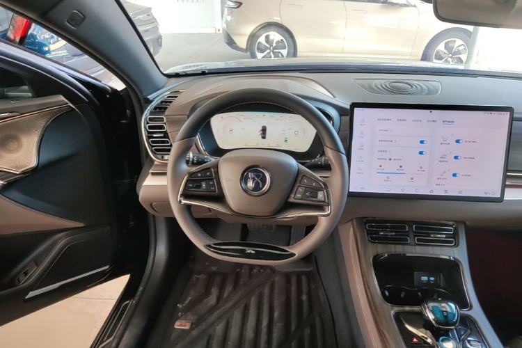 Used BYD Han 2023 DM-i Champion Edition 121KM Prestige Model Steering Wheel