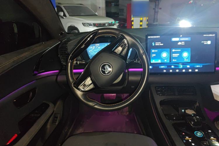 Used BYD Han 2023 DM-p War God Edition Steering Wheel