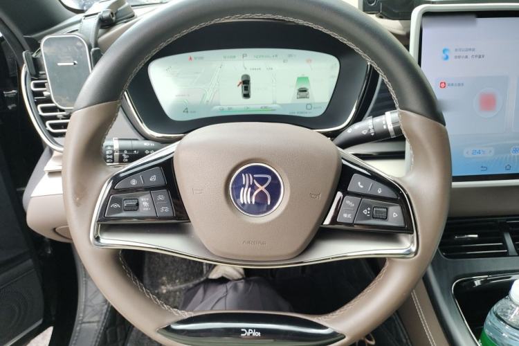 Used BYD Han 2023 EV Champion Edition 506KM Front-Wheel-Drive Premium Model Steering Wheel