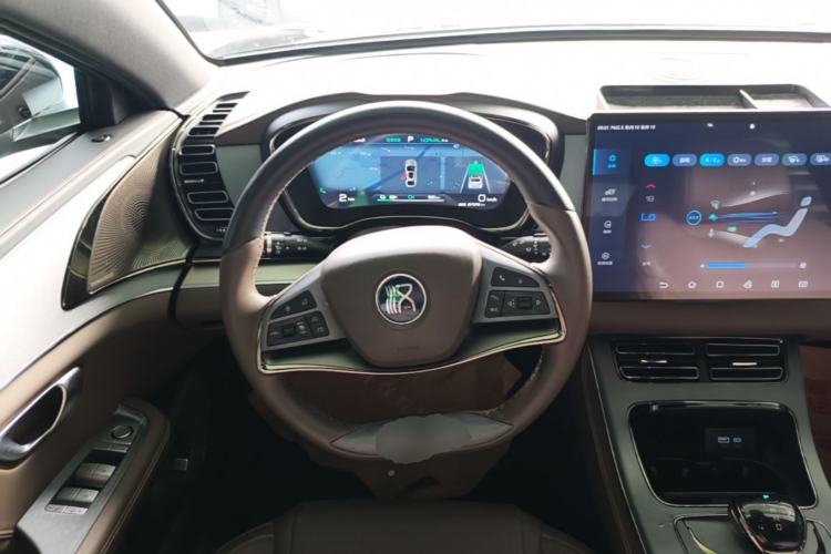 Used BYD Han 2023 EV Champion Edition 605KM Front-Drive Premium Model Steering Wheel