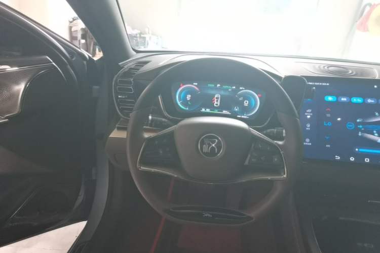 Used BYD Han 2023 EV Champion Edition 605KM Front-Drive Premium Model Steering Wheel