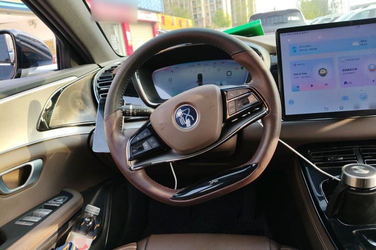 Used BYD Han 2023 EV Champion Edition 605KM Front-Drive Premium Model Steering Wheel