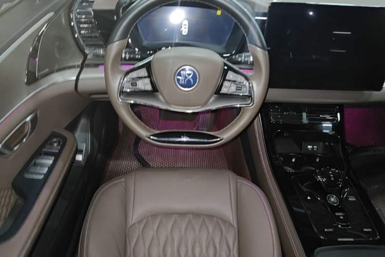Used BYD Han 2023 EV Champion Edition 605KM Front-Drive Premium Model Steering Wheel