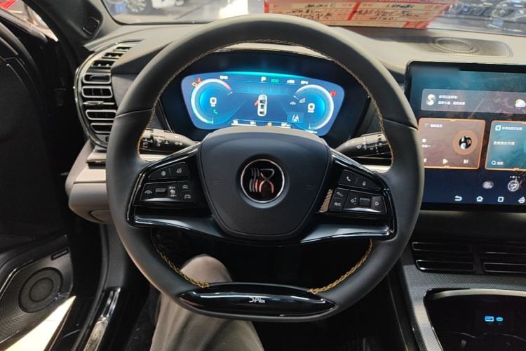 Used BYD Han 2023 DM-p War God Edition Steering Wheel