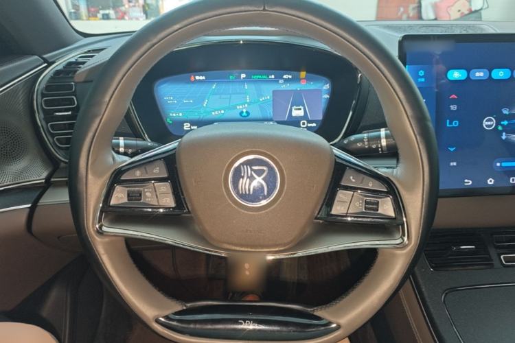 Used BYD Han 2023 DM-i Champion Edition 121KM Prestige Model Steering Wheel