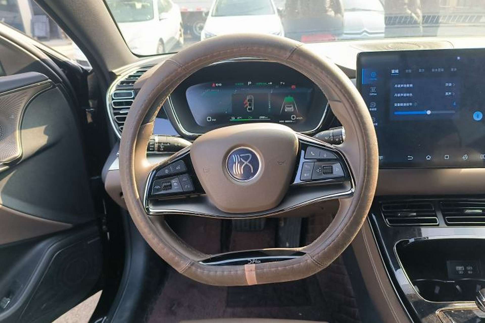 Used BYD Han 2023 EV Champion Edition 605KM Front-Drive Premium Model Steering Wheel