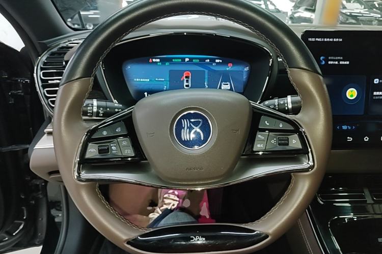Used BYD Han 2023 EV Champion Edition 506KM Front-Wheel-Drive Premium Model Steering Wheel