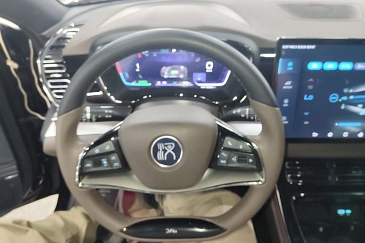 Used BYD Han 2023 EV Champion Edition 605KM Front-Drive Premium Model Steering Wheel