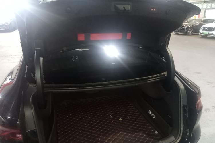 Used BYD Han 2023 EV Champion Edition 605KM Front-Drive Premium Model Trunk