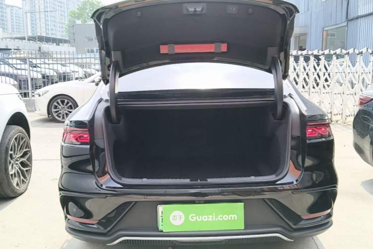 Used BYD Han 2023 DM-i Champion Edition 121KM Prestige Model Trunk