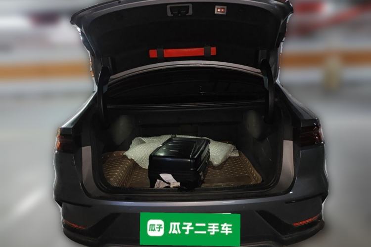 Used BYD Han 2023 EV Champion Edition 715KM Front-Drive Prestige Model Trunk