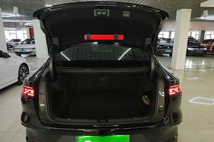 Used BYD Han 2023 EV Champion Edition 506KM Front-Wheel-Drive Premium Model Trunk