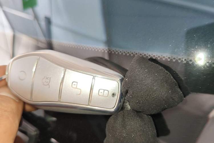Used BYD Han 2023 EV Champion Edition 605KM Front-Drive Premium Model Vehicle Key